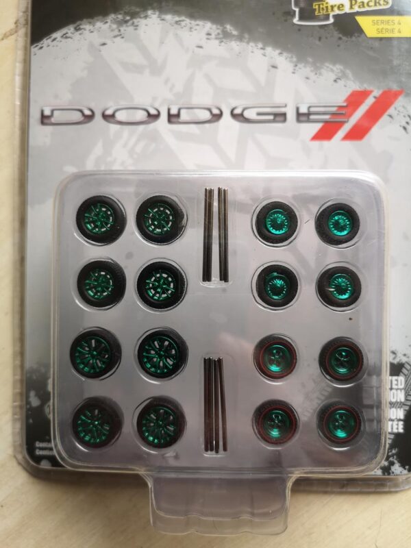 GREENMACHINE Ruedas DODGE Wheel & Tire Packs Series 4 para 1:64